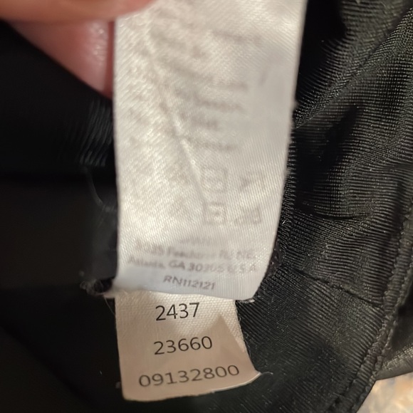 Spanx Shapewear Ready-to-Wow! Faux Leather Leggings Black Size Small - Picture 13 of 13